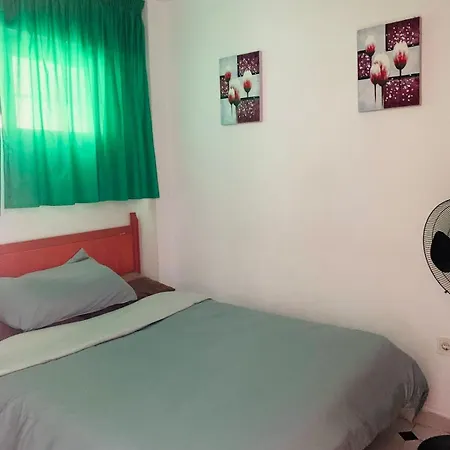 6c In Apartment *